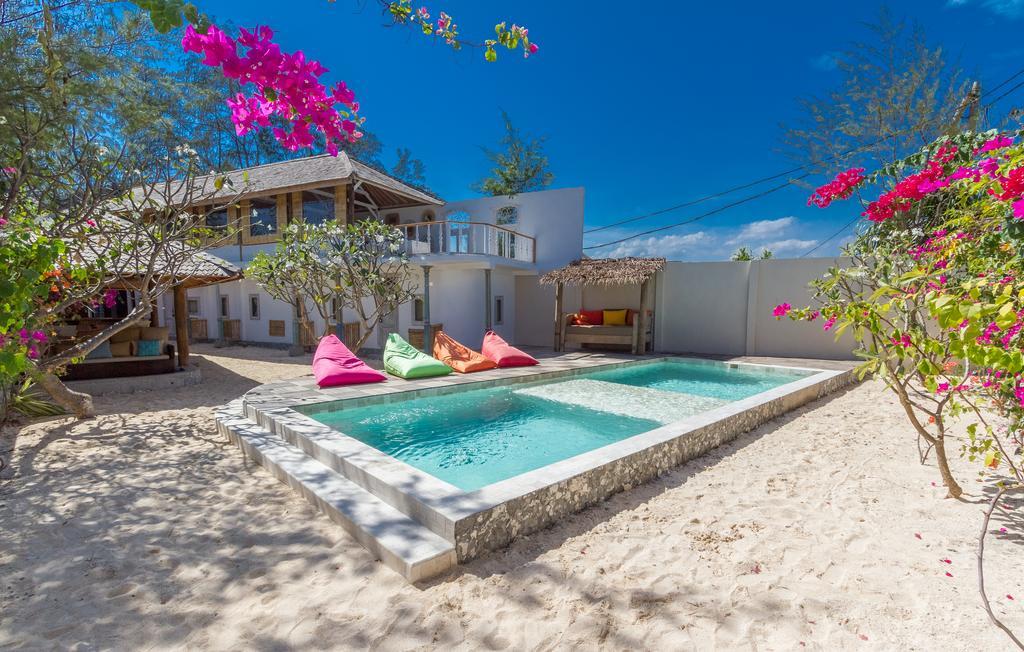 Villa Shelra Gili Meno Exterior photo