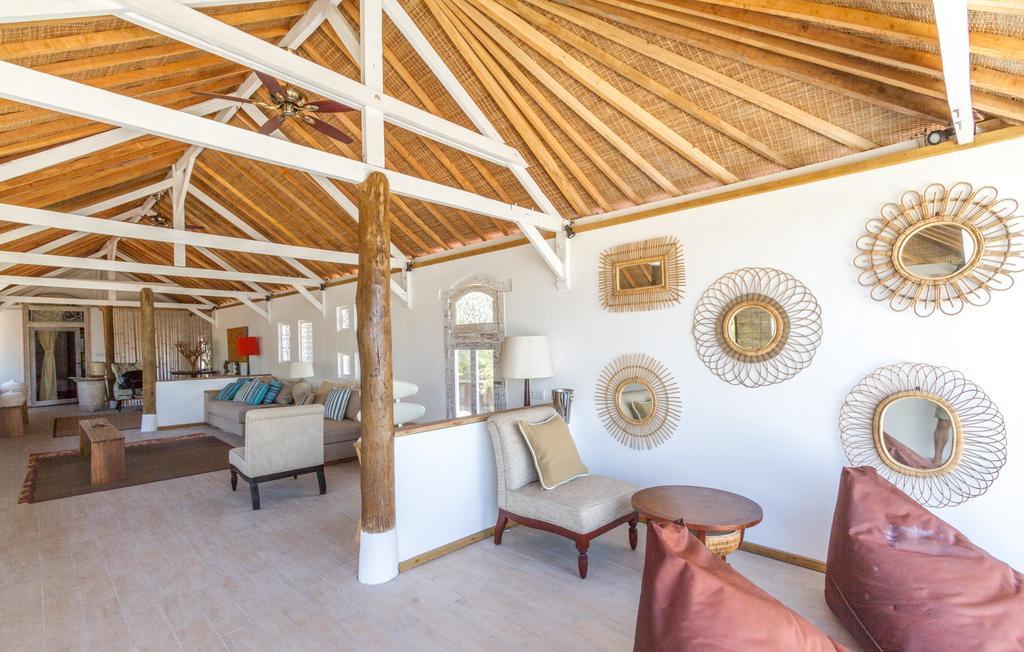 Villa Shelra Gili Meno Exterior photo